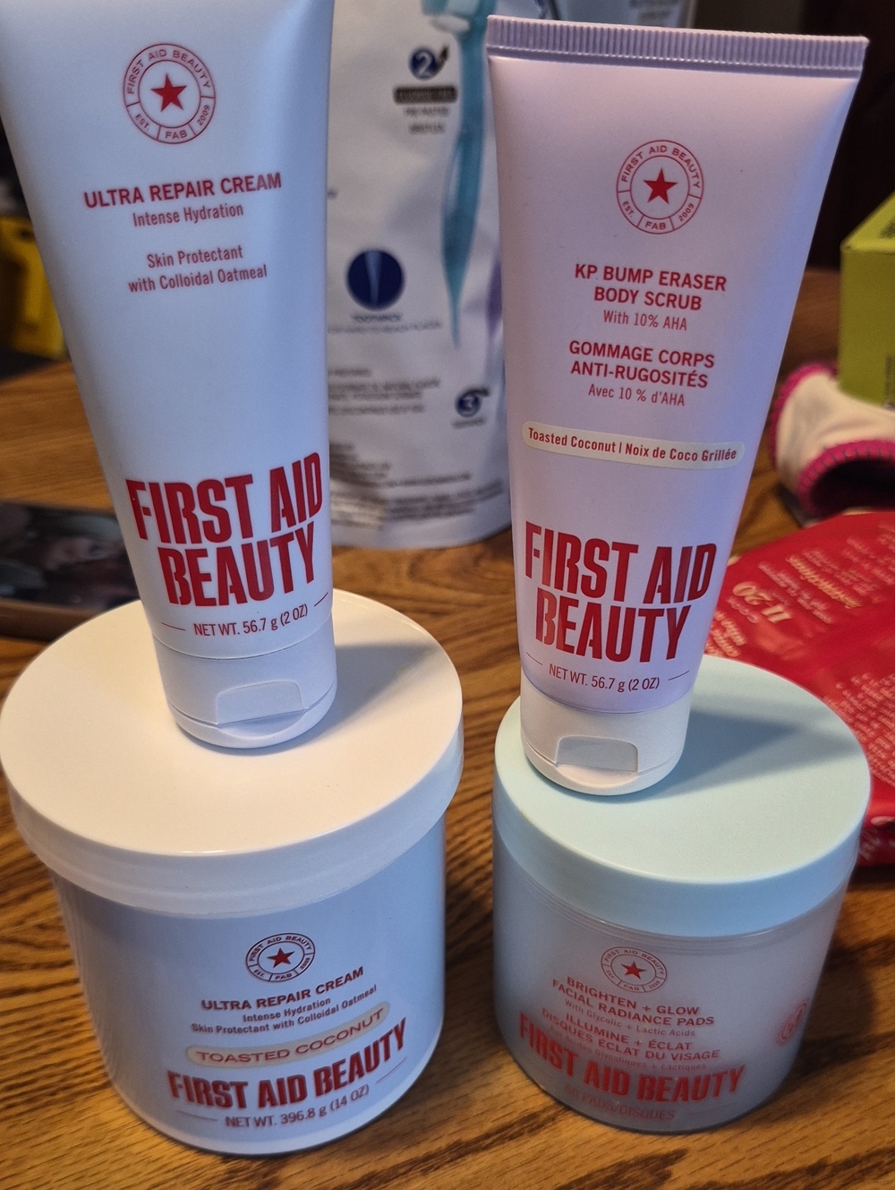 First Aid Beauty Toasted Coconut Ultra Repair Cream & KP Bump Eraser - White